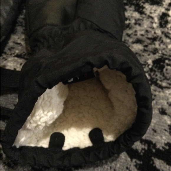 Scott  like new Mens Black Winter Ski Gloves - Picture 7 of 7